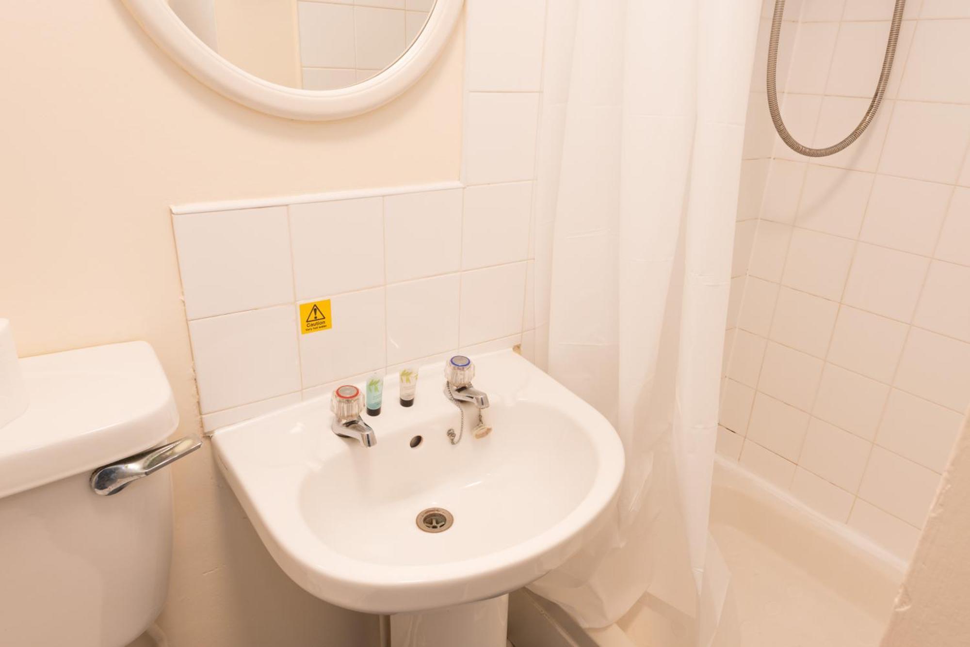 Superior En-suite 1 Apartment Plymouth